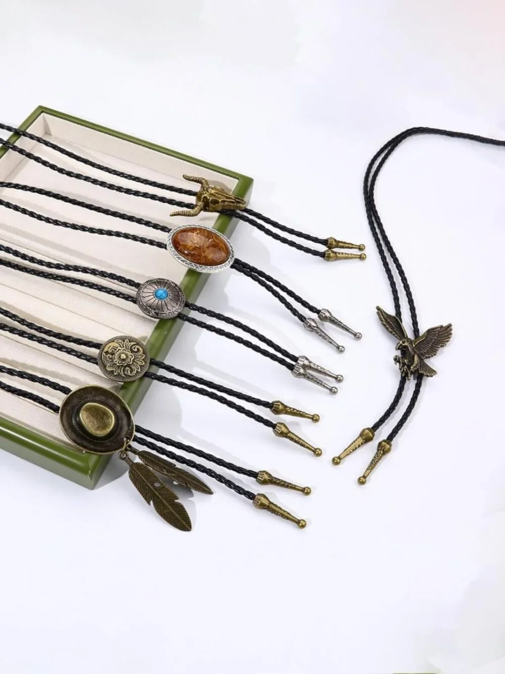 Handmade Vintage Leather Bolo Tie for Men - Western Cowboy Necklace & Costume